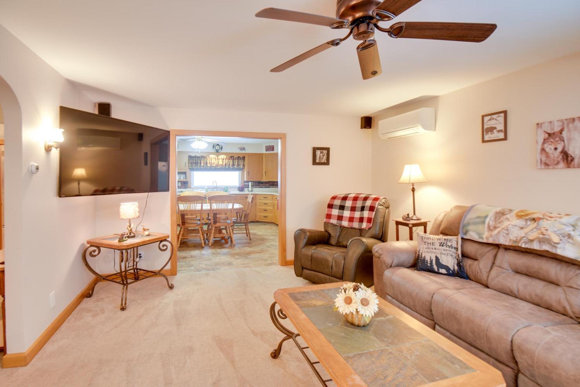 고햄 Cozy Berlin Getaway Near Hiking And Atv Trails! 빌라 외부 사진