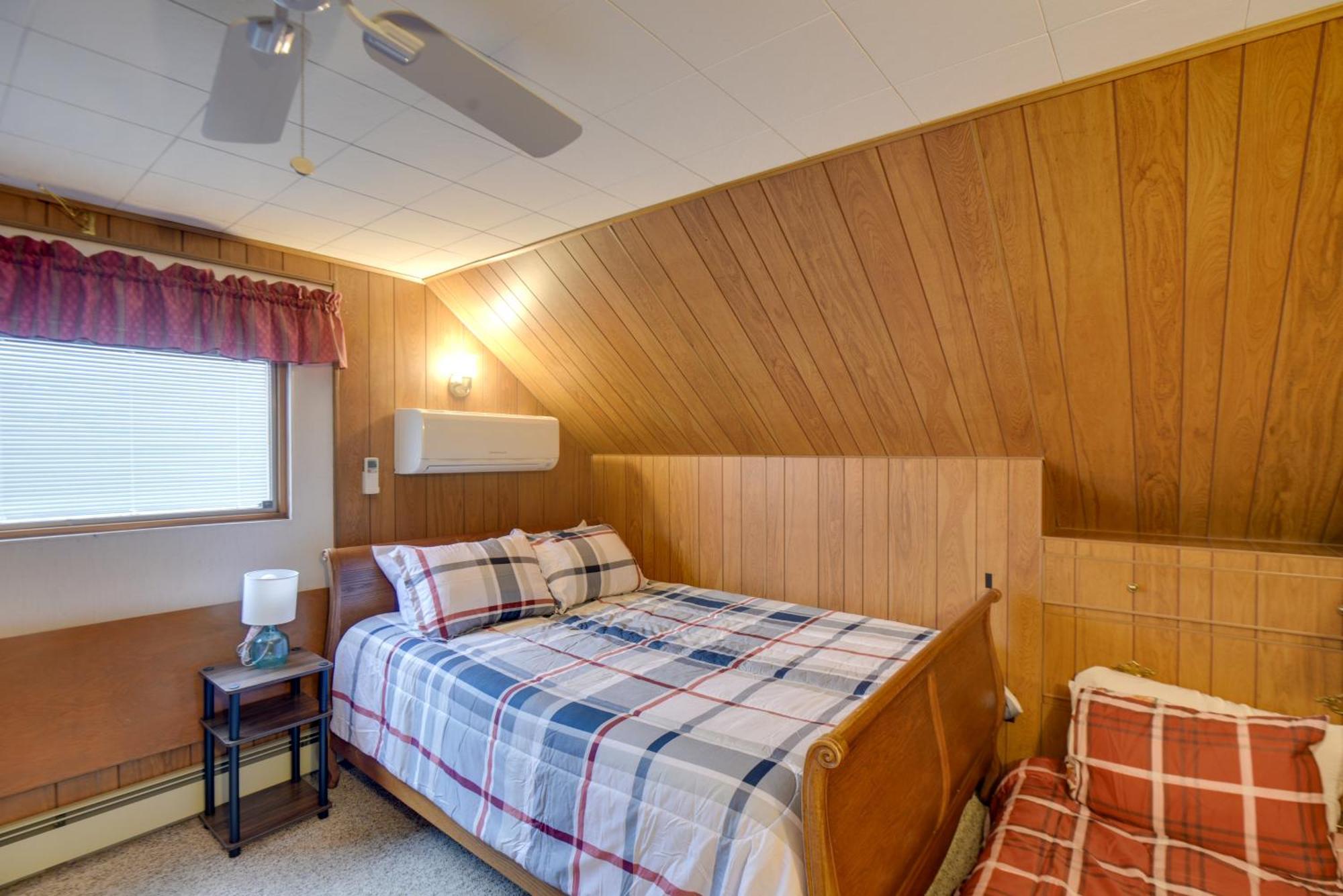 고햄 Cozy Berlin Getaway Near Hiking And Atv Trails! 빌라 외부 사진